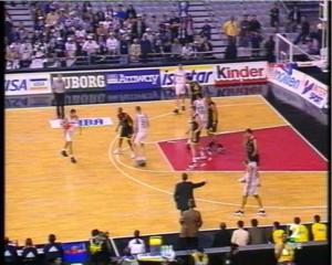 Киндер - АЕК (Финал Евролиги 1997/98 годов)